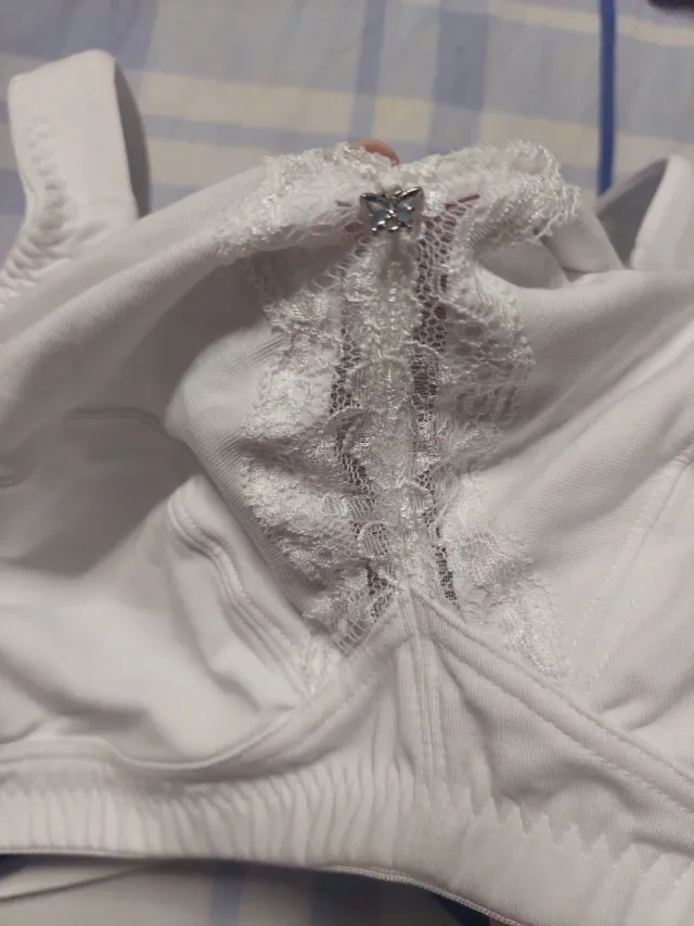 Bra/ Sujetador blanco talla 105D