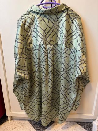 Camisa verde Lefties estampado cadenas