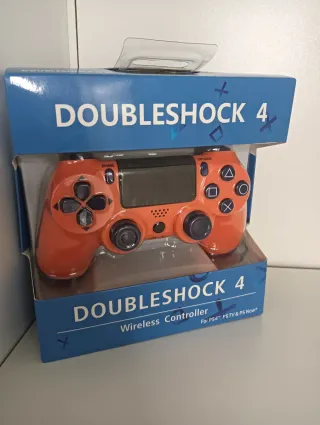 Mando PS4 Naranja + Peluche Crash Bandicoot