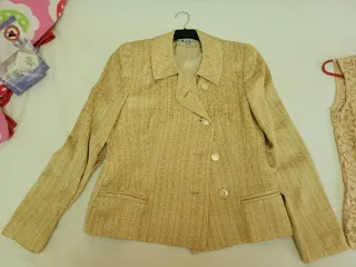 Vestido de fiesta beige encaje Aqua