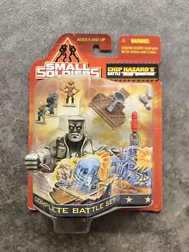 Small Soldiers Chip Hazard's Battle HQ Set