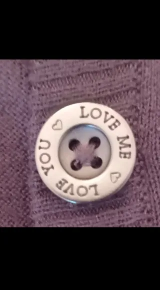 CHAQUETA NEGRA + REGALO CHAQUETA GRIS