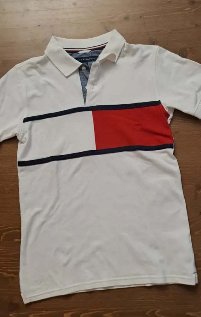 Polo Tommy Hilfiger niño blanco