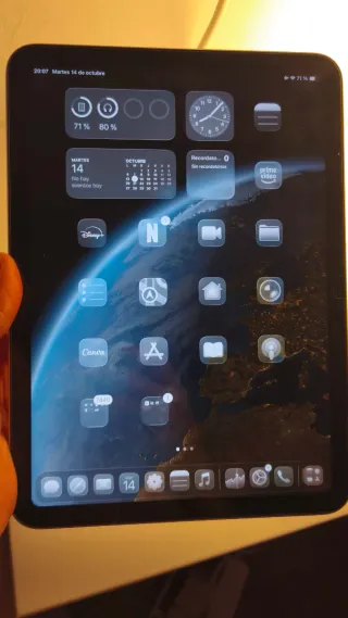 iPad 11 2025