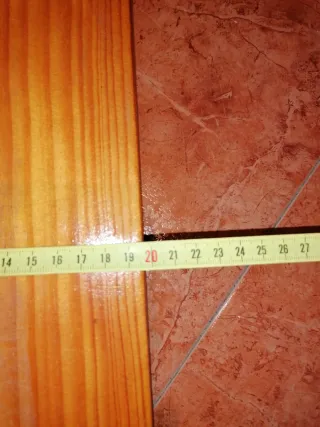 Ripiani in legno di pino
