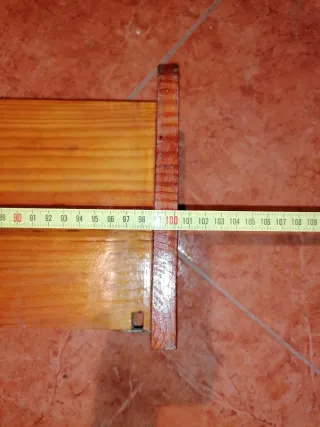 Ripiani in legno di pino
