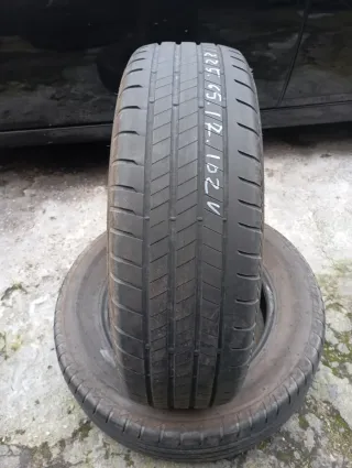 se vende neumáticos de segunda mano en Santander 