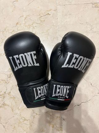 Guantes de boxeo Leone negros