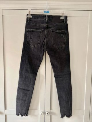 Pantalón vaquero largo negro Pull and Bear