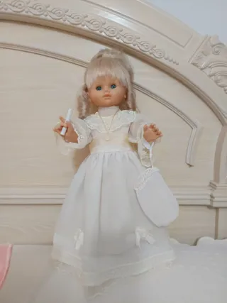 Muñeca de Comunión Vestido Blanco