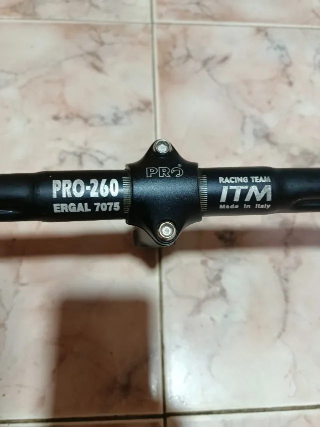 Manillar y potencia Bici Carretera ITM PRO-260.