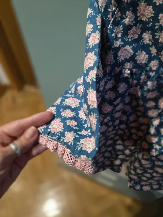 Vestidos Doña Carmen 3-4 años y camisita