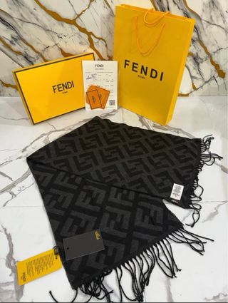 Fendi Sciarpa FF Logo Marrone Nero