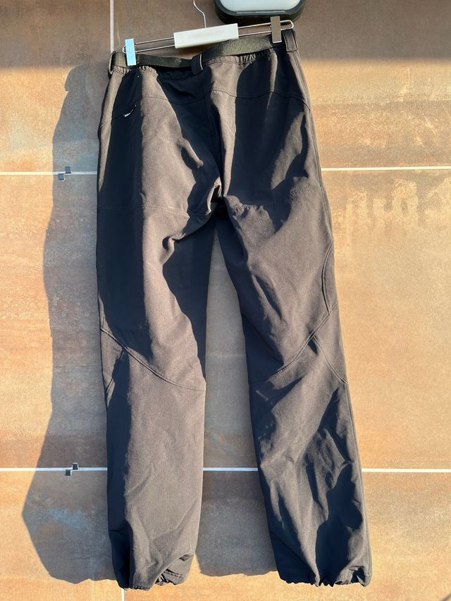 Pantalón técnico montaña mujer negro
