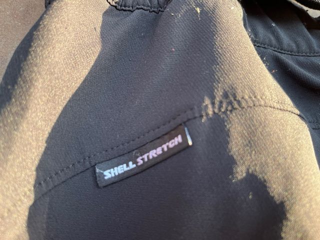 Pantalón técnico montaña mujer negro