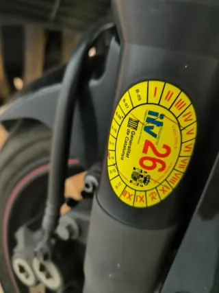 Yamaha FZ6 S2 2008 con extras