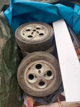 Llantas Ford Escort XR3