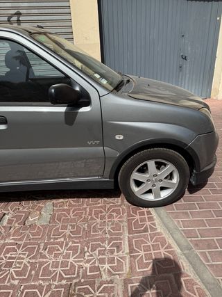 Suzuki Ignis 2007
