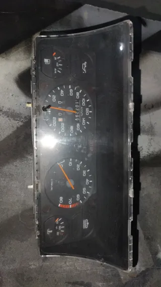Cuadro de instrumentos Peugeot