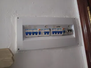 Electricista económico