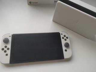Nintendo Switch OLED White usato