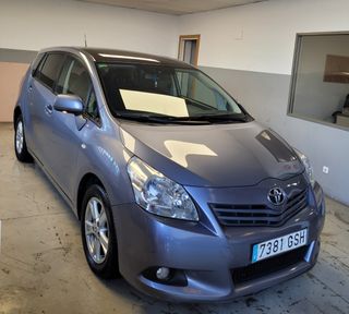 Toyota Verso 2009