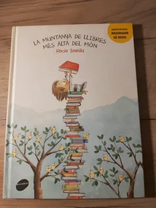 La muntanya de llibres més alta del món