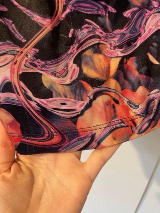 Camiseta Adidas floral negra multicolor
