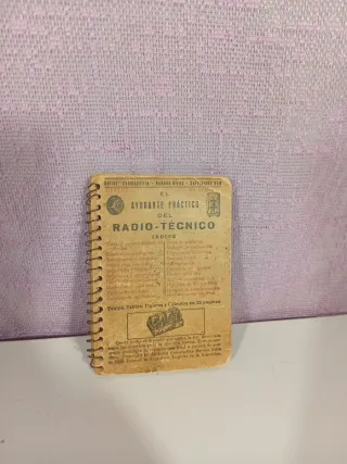 Libro El ayudante practico del Radio-Tecnico
