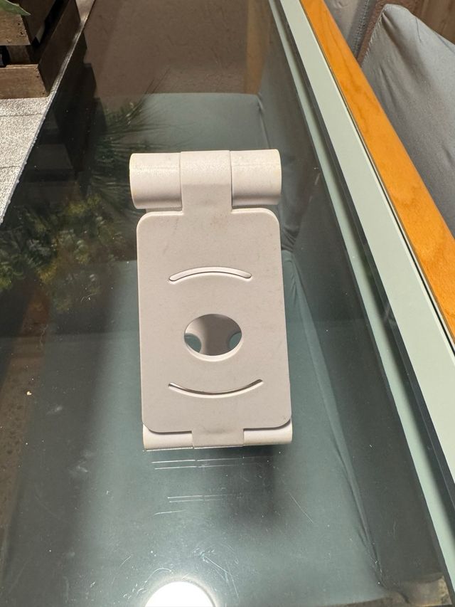 Soporte para móvil plegable