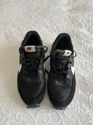 Zapatillas Nike Waffle Debut 1972 Negras talla 45