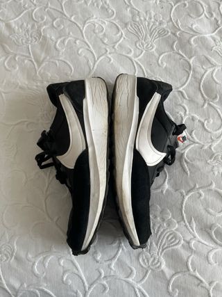 Zapatillas Nike Waffle Debut 1972 Negras talla 45