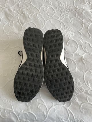 Zapatillas Nike Waffle Debut 1972 Negras talla 45