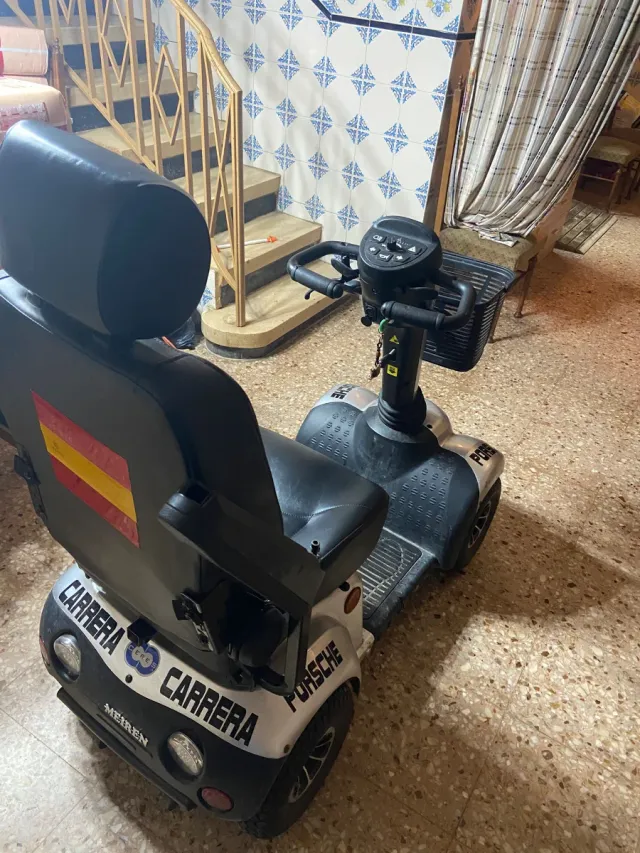 Scooter eléctrica para minusválidos