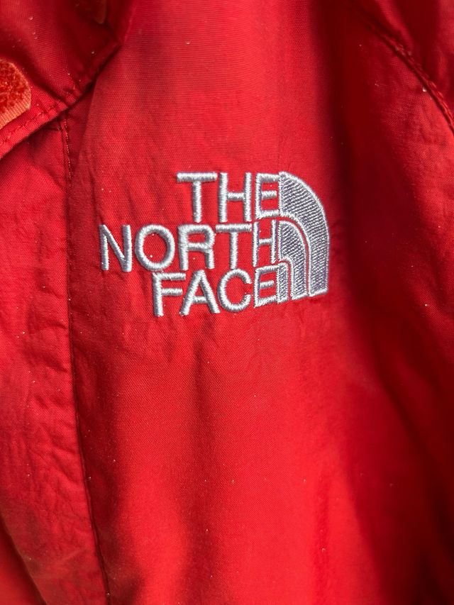 The North Face Cazadora Roja Talla M