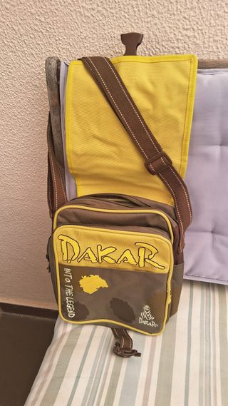 Bolsa Tiracolo Dakar Into The Legend