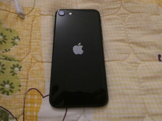 iPhone SE 