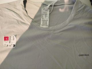 Camiseta trekking manga corta hombre L Quechua