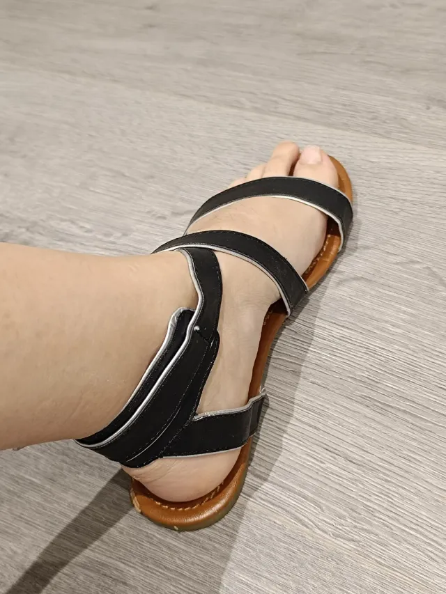 Sandalias - Número 37 - Negro y Plata