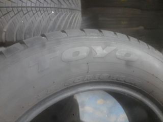 Neumáticos 235/60/16