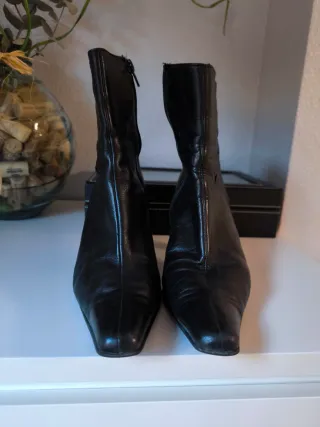 Botines de cuero para mujer