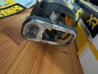 Sierra Dewalt DCS382 XR 18V
