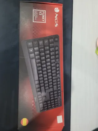 Teclado Qwerty NGS Negro