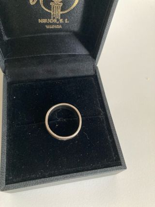 Anillo de plata
