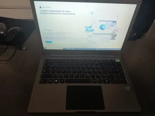 Ordenador portátil Gilive Plata