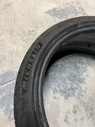 Neumático Michelin Pilot Sport 4 215/40R17 87Y