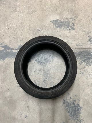 Neumático Michelin Pilot Sport 4 215/40R17 87Y