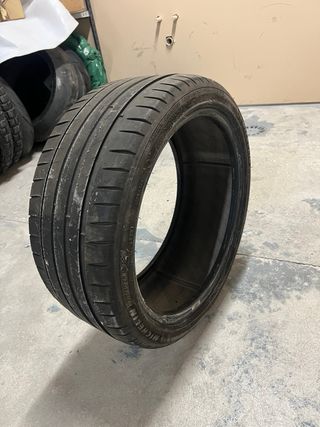 Neumático Michelin Pilot Sport 4 215/40R17 87Y