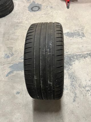 Neumático Michelin Pilot Sport 4 215/40R17 87Y