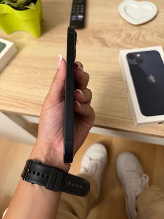 iPhone 13 Mezzanotte